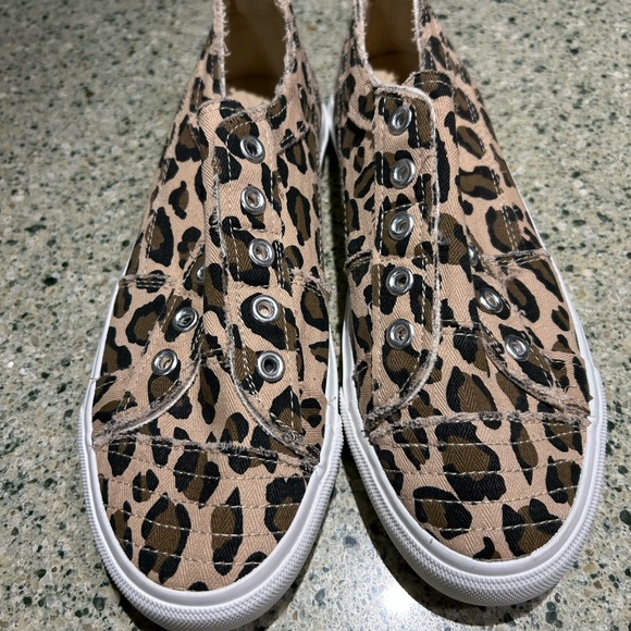 NWOT-Corky’s Leopard Print Slip on Sneakers-Casual Canvas Shoes Women’s - Picture 5 of 6